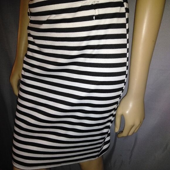 BRAT STAR, size L, black and white striped skirt - Picture 8 of 8